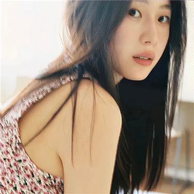 基拉•基拉丽娜